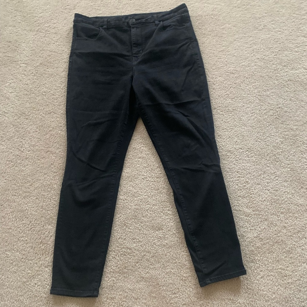 Women’s American Eagle High Rise skinny Jean